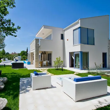 بيت للعطل Perini