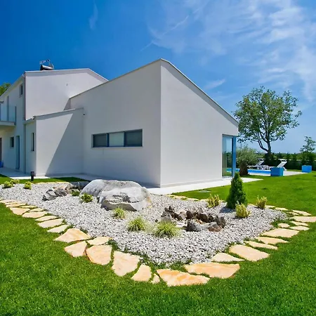 Perini * Porec