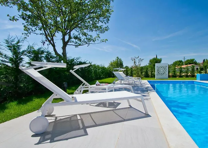 Perini Feriehus Poreč