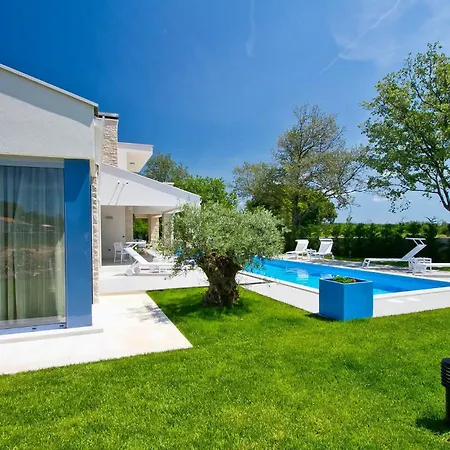 Perini * Porec